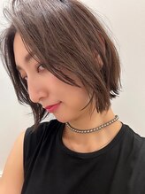 ポワントドゥピエ(pointes de pieds) レイヤーボブ