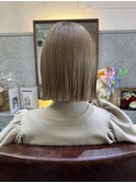 切りっぱなしボブ