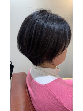 美容室 アイディー i-dee 大人上品ショートボブ
