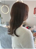 オリーブベージュ