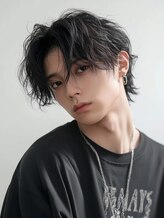 ジゼル 筑紫野(GiseL) メンズ　ウルフ　パーマ　黒髪　10代20代