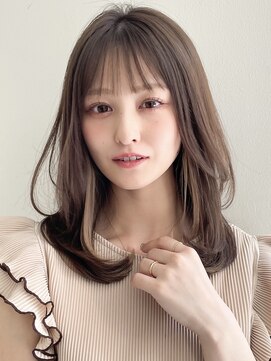 アグノス 青山(Agnos) デザインカラーくせ毛風カール外ハネボブ似合わせカット前髪