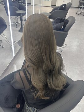 アルドーレフィエロ シンサイバシ(Ardore fiero shinsaibashi) オリーブカラー/秋カラー/ブリーチ無し【小山田繭】20代30代40代