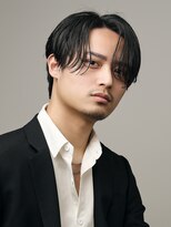 ブラック(BLACK)&nbsp;大人スリックパート/MEN’S HAIR/リバースセンターパート/表参道