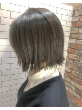 ルーナヘアー(LUNA hair) 『京都 山科 ルーナ』刈り上げ 外ハネボブ 【草木真一郎】