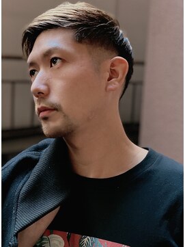 ノクターン 池袋(NOCTURNE) ワイルドアップバングかき上げヘアフェードショート