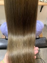 デン(den)&nbsp;白髪染め×髪質改善