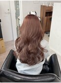 ピンクベージュ