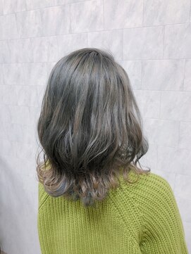 ルッソリベラ 池袋(Lusso libera) ニュアンスカラー外ハネミディアム◎30代40代50代