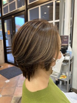 アルターリール(aL ter Rire) 黒髪/ボブルフ/ネビージュ/小顔/ワンレン/尚平