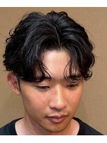 ジェットブラックキューサンロク(JET BLACK 936)&nbsp;フェザーパーマ/カスタム　【風を味方に、シルエットで魅せる】