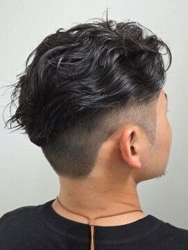 ジェネスタ(GENESTA) 古国府メンズスパイラルパーマ宮城リョータツイストパーマ