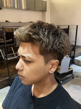 マノン バイ エイチ(MANON by H) ハイトーンショート