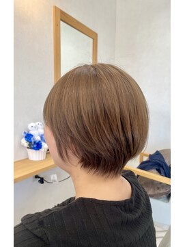 ライトリー(LYTRIE) 抜け感◎丸みショート