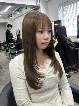 アイズ 横浜(IS) 【RIKA】ブリーチなしカラー/ヘーゼルベージュ/レイヤーカット