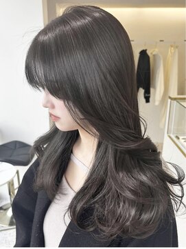 ラヴィ(Lavie) 髪質改善ミディアムレイヤーワインレッドココアベージュ黒髪小顔