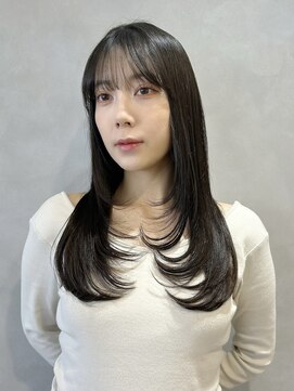 フォト イケブクロ(foto IKEBUKURO) ミディアムレイヤー/顔まわりカット/赤み消しカラー/池袋