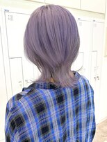 ダブルトーキョー シブヤ(W-TOKYO SHIBUYA)&nbsp;ショートウルフカットラベンダーカラーブリーチハイトーン