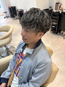 イト(ito) メッシュ×シャドーパーマ