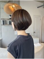 ロエ(loe)&nbsp;ショートボブ、顔まわりで動きアレンジ