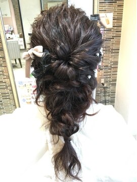 トリコ 梅田茶屋町店(trico) 編み込みプリンセススタイル【トリコ梅田茶屋町店】