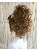 ライブパーティーやイベントでのヘアーセット早朝でもお電話で！