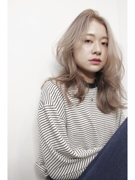 ラマナ(Lamana) シルキーグレー　　レイヤースタイル