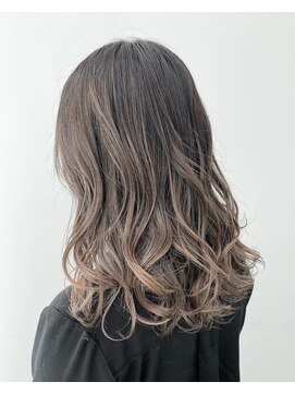 アライブ キチジョウジ(ALIVE Kichijoji) 【ALIVE吉祥寺】ベージュカラーエアタッチバレイヤージュ