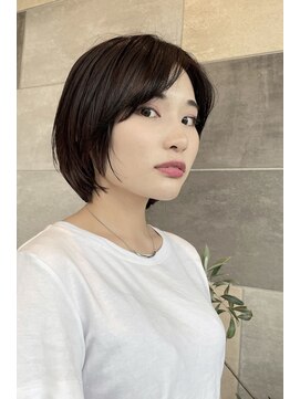 キュー(CUE) シックショートボブ