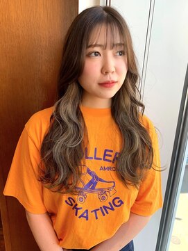 ビーハイブ 一番町店 アヴェダ(BEHIVE) ミルクティーベージュのインナーカラーと顔周りレイヤー