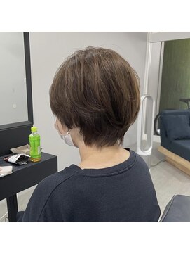 チーク(CHiiK) ベージュ