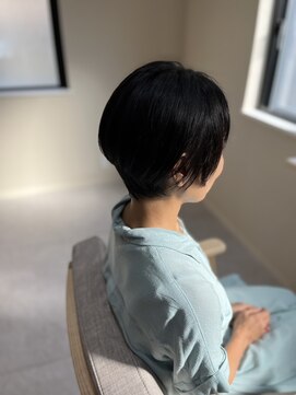 ニコット(Nicotto) 乾かすだけまとまるハンサムショート