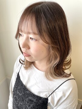 ネオリーブ ロア 鶴川店(NEOLIVE ROA) インナーカラー★サイドバング