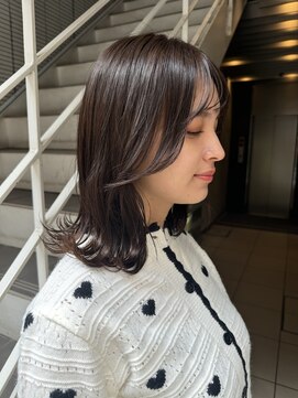 エマ ギンザ(EMMA GINZA) -5歳見え顔まわり小顔レイヤー　【EMMY】