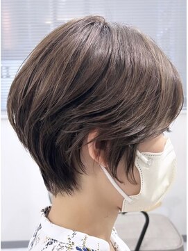 ミエル ヘア 新宿(miel hair) 丸みショートボブ