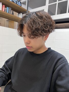 髪屋 紬 メンズ/メンズパーマ/メンズカット/波巻きパーマ