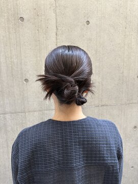 レジュアル(RESSUAL) 韓国風ヘアセット　タイト　カチモリ　ヘアアレンジ