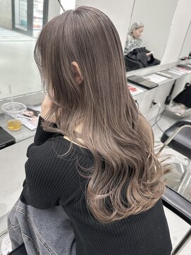 リムレスバイサンク 万代 新潟駅(LIMLESS by cinq) 新潟ミルクティーベージュホワイトブロンド顔周りレイヤー韓国◆