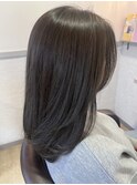 オリーブベージュ　3月