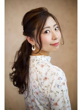 ビヨンド リンク(BEYOND L'INK) ゆるフワハーフアップ