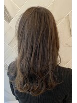 ジーナ セントラル銀座(Zina)&nbsp;シルバーグレージュハイライト　ZinaCENTRAL出口