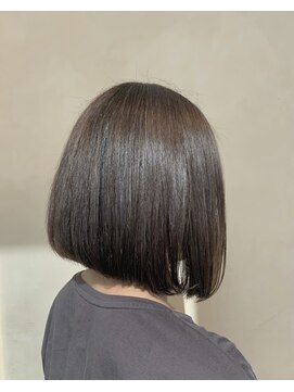 シャンプーボーイ セントラル 博多(SHAMPOO BOY central) パッっと☆前下がりボブ