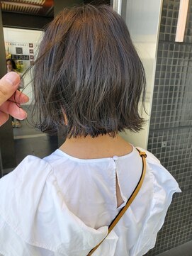 フリーラ 京都河原町三条店(freera) 切りっぱなしボブ◎まろやかオリーブベージュ◎