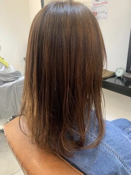 ピエスヘア(PIE'CE HAIR) サラツヤストレート