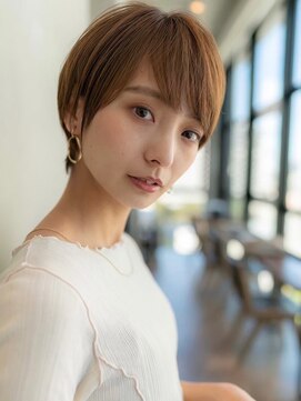 イオ 本厚木(io) 20代30代大人かわいい丸みショートベージュカラー前髪