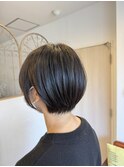 ショートボブ