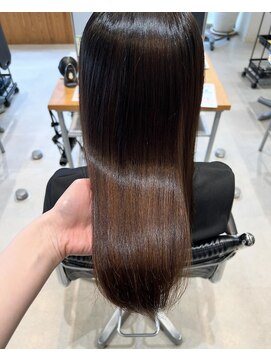 ヘアーエスクールエミュ(hair S. COEUR emu) プレミアムストレート