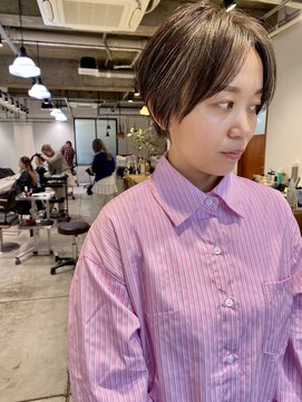 ダンボ(DUMBO) グレージュ/ハイライト/ショート