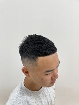 エマ 茅ヶ崎(EMMA) ［クロップスタイル］×［ベリーショート］　EMMA茅ヶ崎　加藤