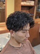 アンドザバダス(&THE BADASS) ツーブロック×アイロン波ミックスパーマ